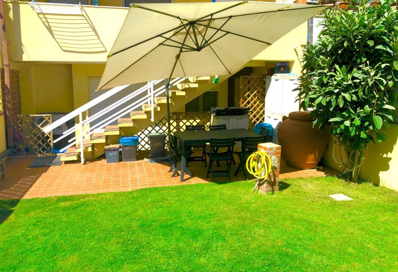 Villa Poetto Beach By Home And Experience , Cagliari, Poetto 外观 照片