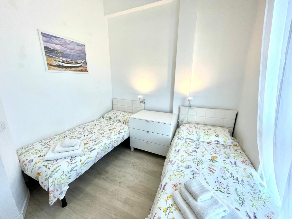 Villa Poetto Beach By Home And Experience , Cagliari, Poetto 外观 照片